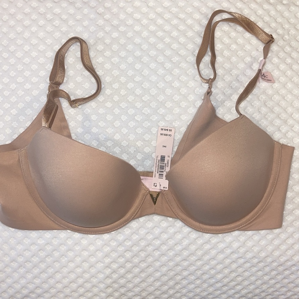Victoria's Secret Bra - Picture 6 of 6